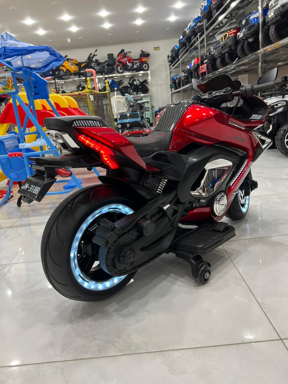 0694dee1-72fa-4818-b0e9-c1cc377c2e34 0694dee1-72fa-4818-b0e9-c1cc377c2e34